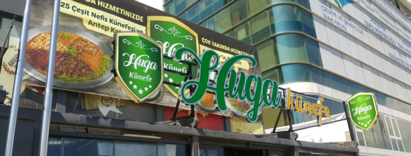 Üçyol Tabelacı